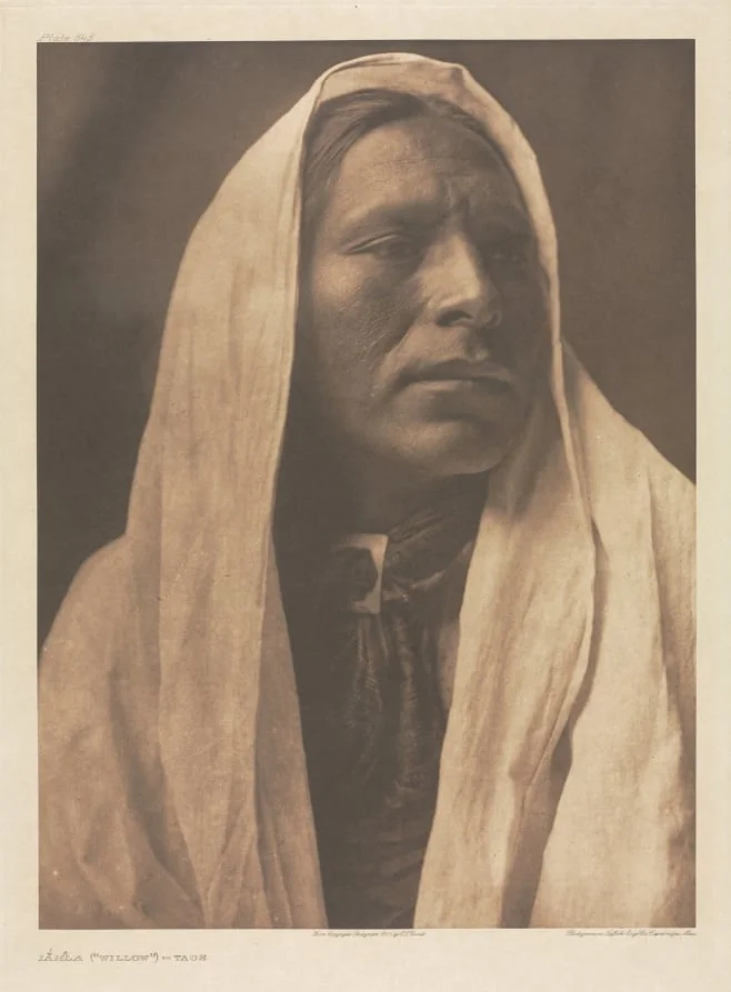 Portfolio XVI, Plate 545: Iahla ("Willow") - Taos, by Edward S. Curtis, 1905