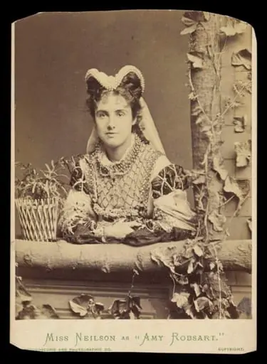 Miss Neilson as "Amy Robsart"