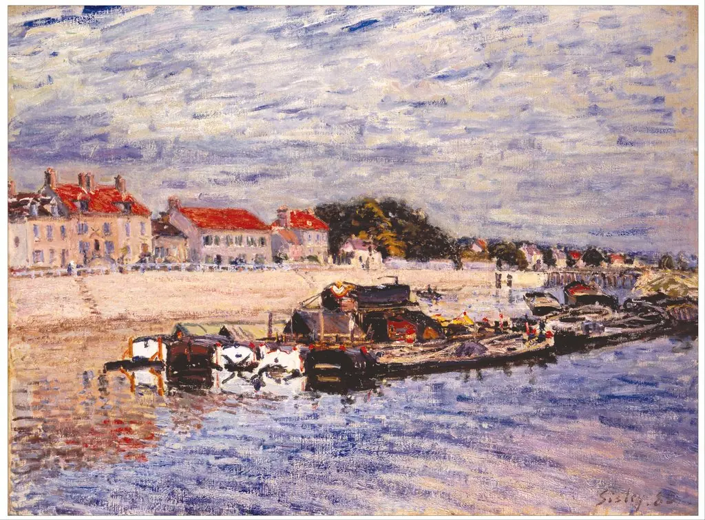 Barges on the Loing at Saint-Mammès