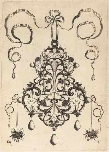 Large Pendant, Lower Left and Right Two Bunches of Grass and Fruit