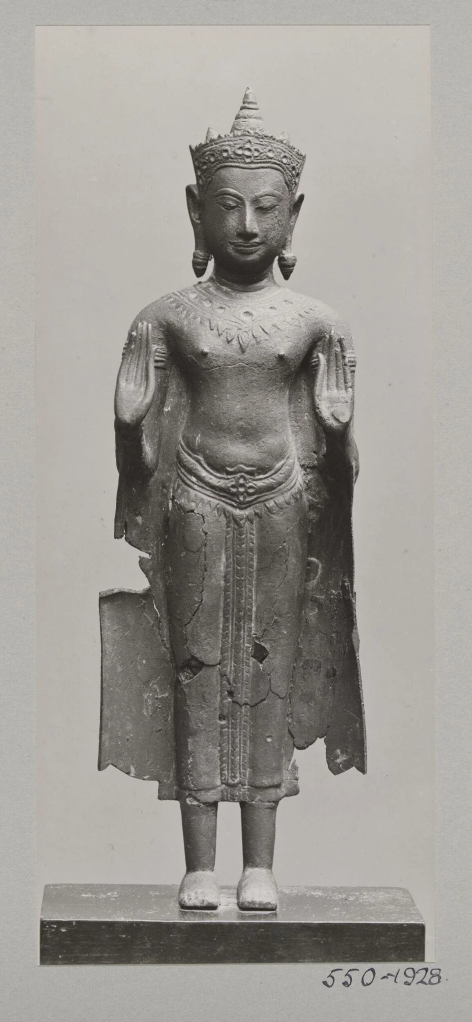 Bronze sculpture of standing figure of the Dipankara Buddha, V&A Museum