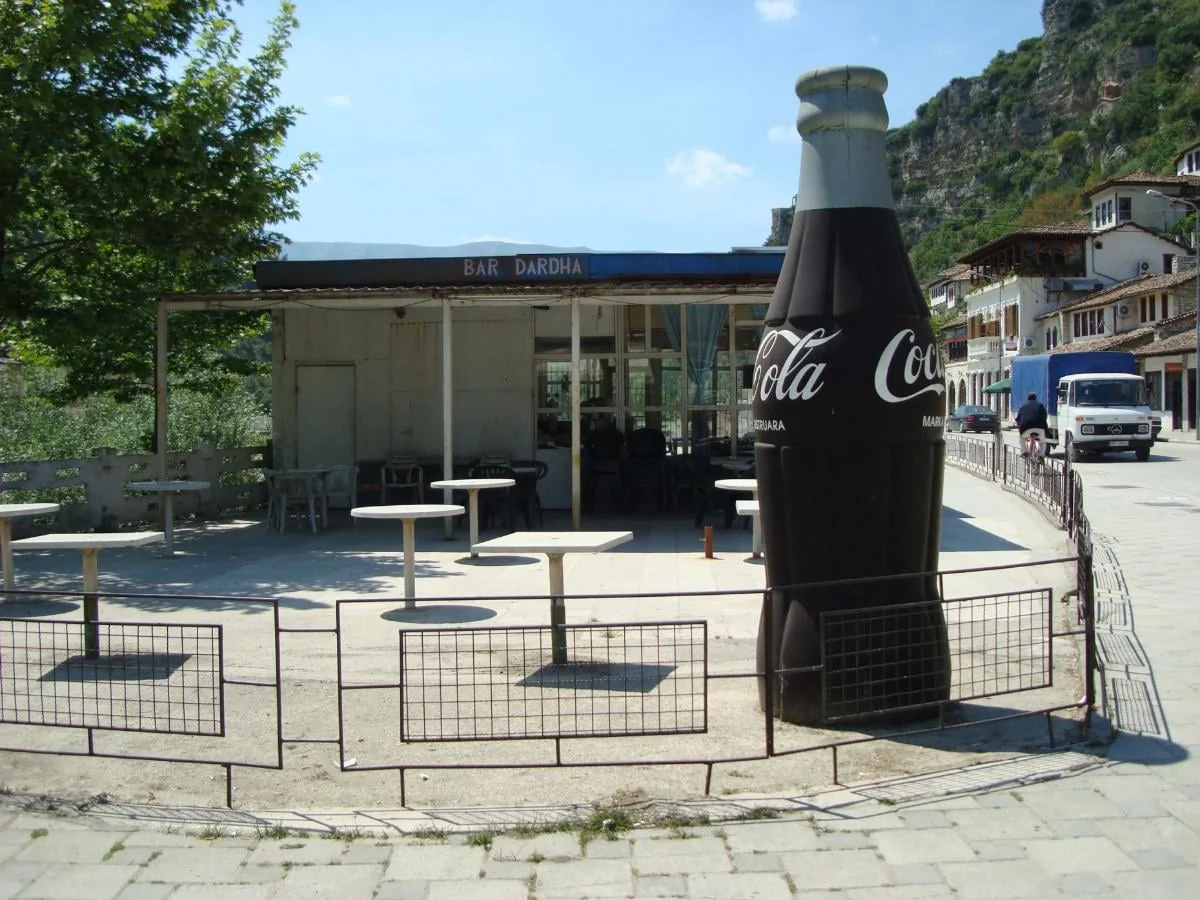 Άτιτλο, by ROMERO ERIZ, 2010