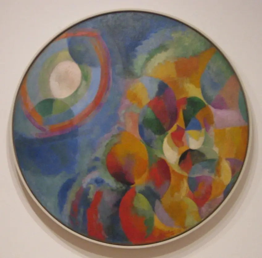 Simultaneous Contrasts: Sun and Moon