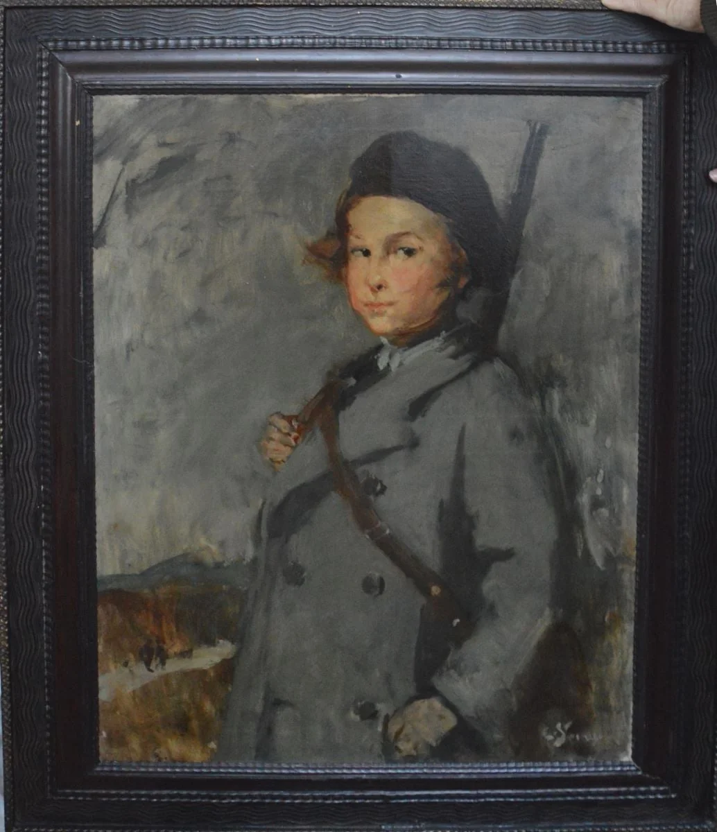 Portret (de) copil cu pușcă