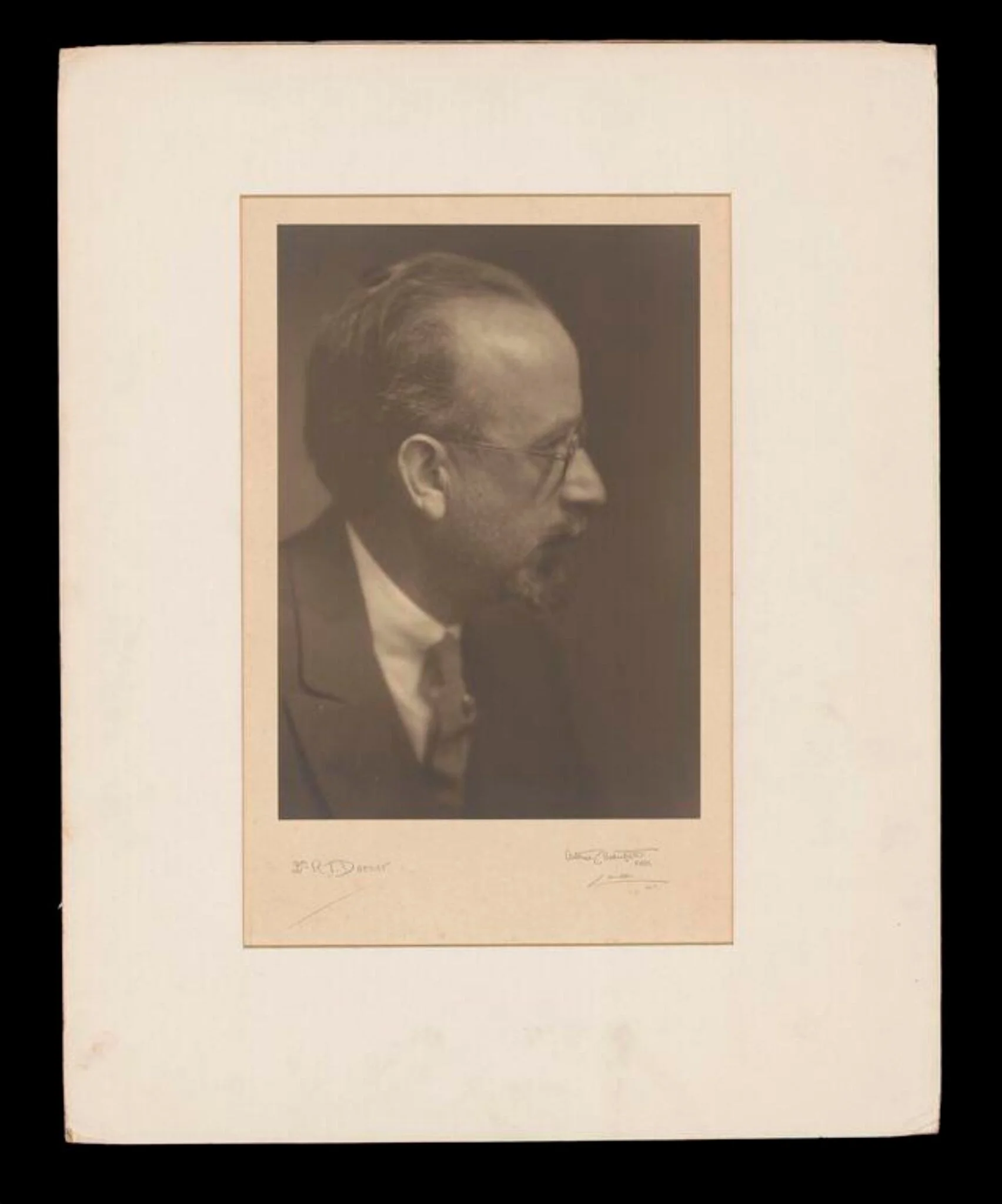 Portrait Dooner 'R.T. Dooner - Portrait Photographer, Philadelphia', by Arthur Clive Banfield, photographic, 1923