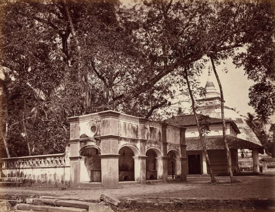 Buddhist Temple, Kalani