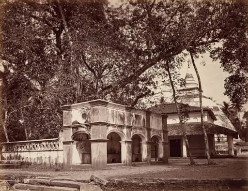 Buddhist Temple, Kalani