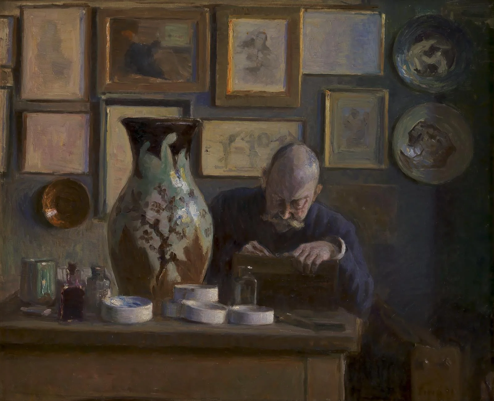 Arkitekten Thorvald Bindesbøll i sin arbejdsstue, by Unknown, 1891